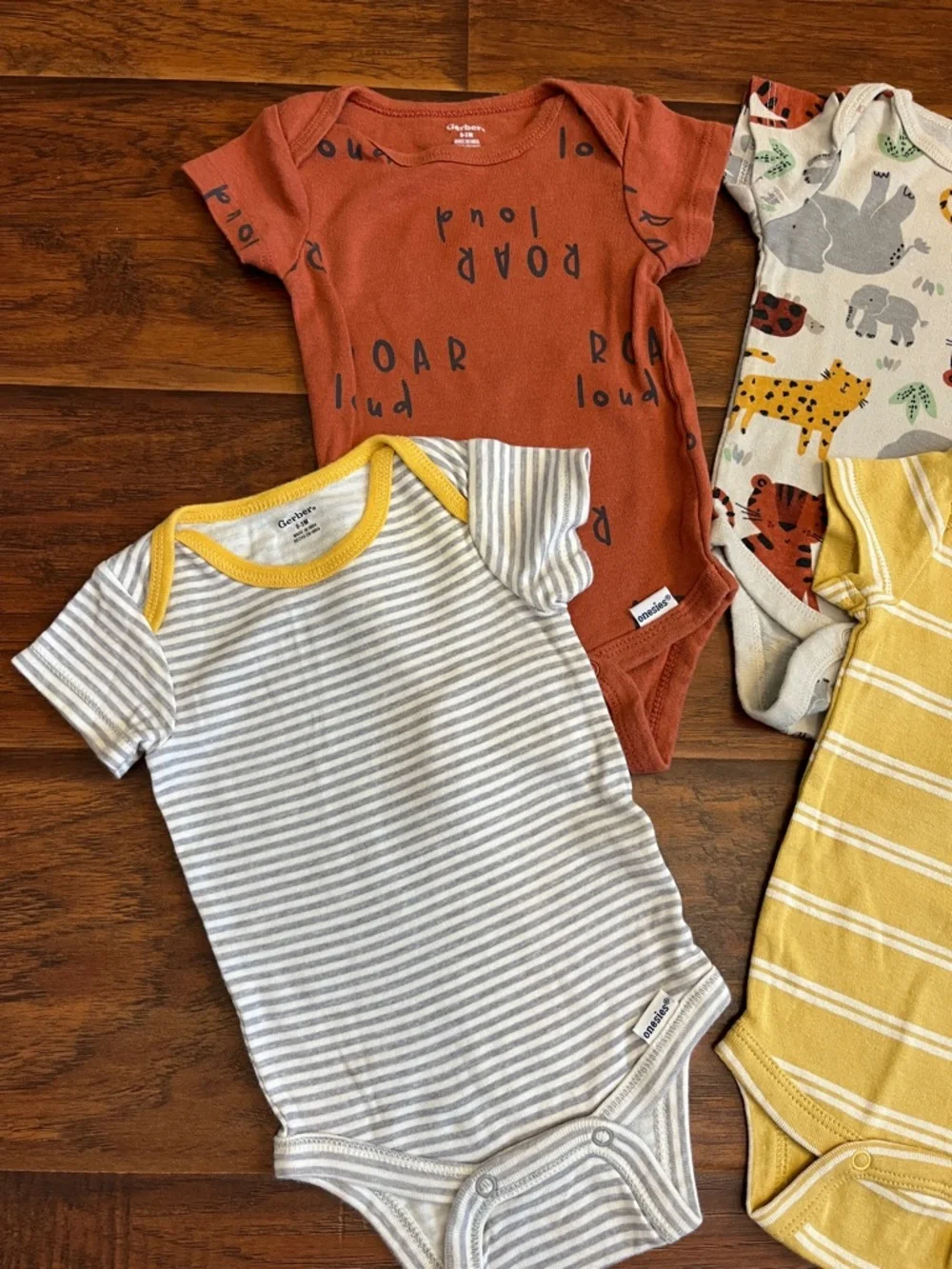 ⭐️⭐️PICK 5 / $20 (4) Gerber Multi-Pack Baby One-Pieces 0-3M